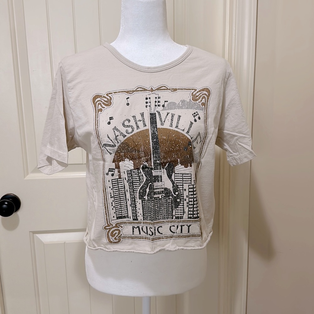 Altar’d State cropped Nashville tee